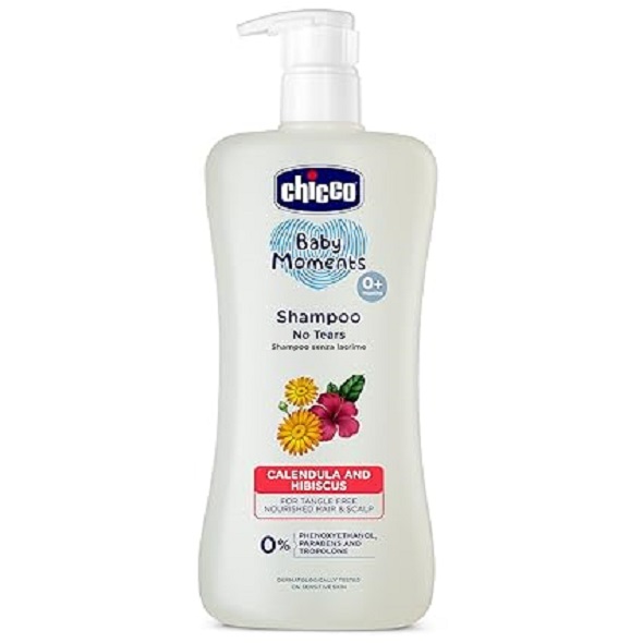 Chicco Baby Moments Shampoo for Tear-Free Bath times, Natural Ingredients, Suitable for baby’s tangle Free, smooth hair, No Phenoxyethanol and Parabens