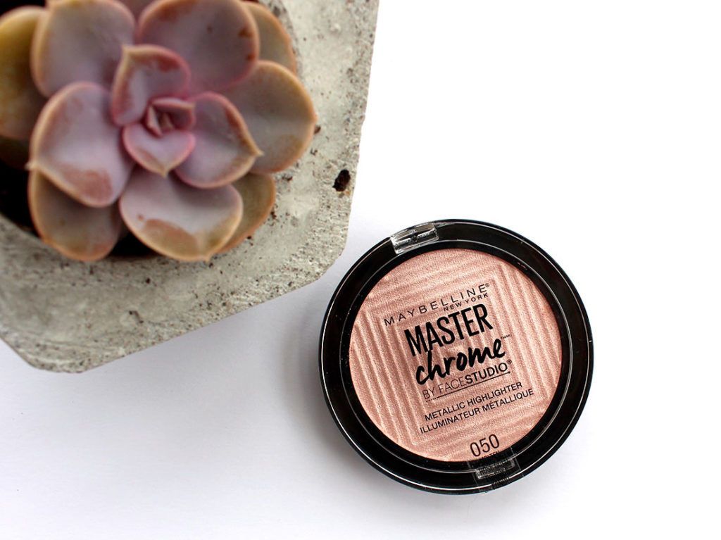 Maybelline New York Face Studio Master Chrome Metallic Highlighter (6.7gm)