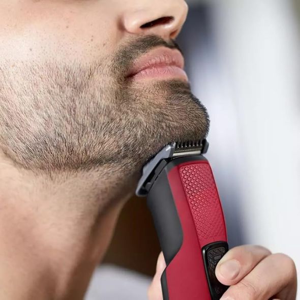 Philips Battery Powered Skin Protect Beard Trimmer for Men  | BT1230/18 Beard Trimmer | Trimmer 30 min  Runtime 2 Length Settings
